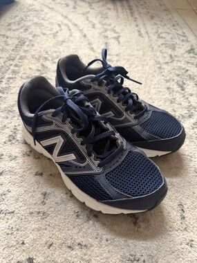 New Balance Navy Mesh Athletic Sneakers